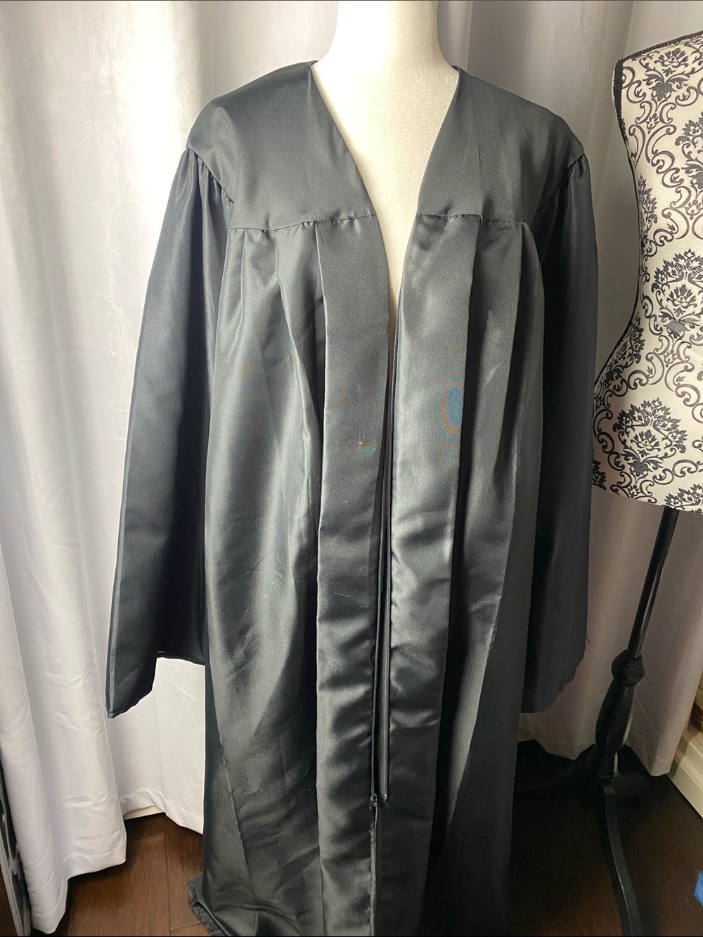JOSTENS graduation robe.
